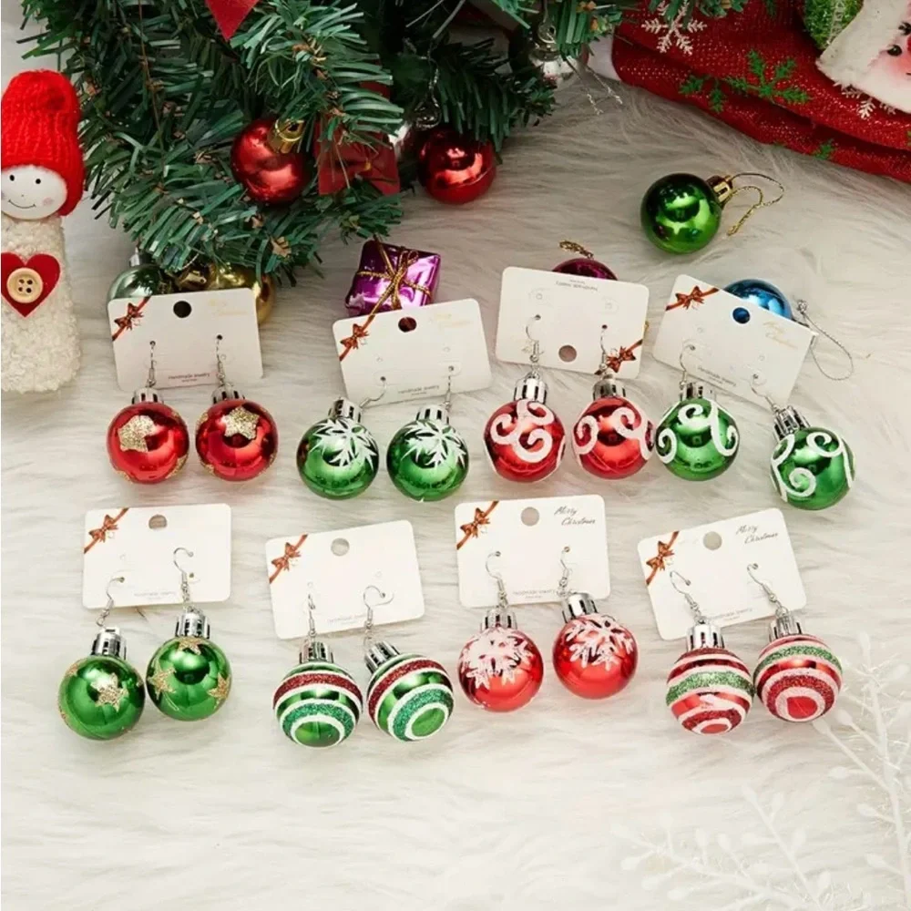 Christmas ornament earrings (1 pair)